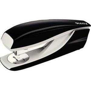 Engrapadora Leitz NeXXt 5522 24/6 24/8 26/6 Fija/Removible/Para Clavos, 40 Hojas (80 G/m) Incluidas 200 grapas 24/6 de metal/plástico, color negro - Product Image 1