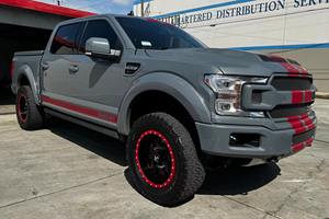 Pick-up V8 suralimenté 2024 d'occasion, performances élevées, 4x4, capacité tout-terrain, cabine haut de gamme, entretenu avec soin, provenant du Japon - Product Image 3