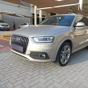 Q3 Audi 40TFSI 2014 2.0L มือสอง SUV เกียร์ธรรมดาที่นั่งหนังไดรฟ์ AWD ภายในสีดำรองรับ BMW MINI Toyota Land Cruiser - Product Image 1