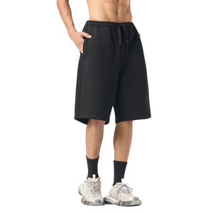 Pantalones Cortos Esenciales de Forro Polar Grueso con Cordón Ajustable y Corte Holgado - Product Image 4