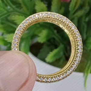 Bague de mariage en moissanite à coupe ronde en or jaune 14 carats pour homme et femme, bague de fiançailles pour homme et femme - Product Image 5