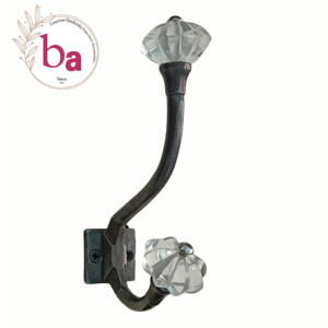 Ganchos para abrigos y sombreros de latón antiguo y hierro fundido hechos a mano con perilla de melón de cristal - Product Image 1