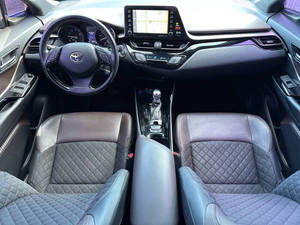 Mejor Auto Usado 2019 Toyota C-HR Limited LHD - Product Image 2