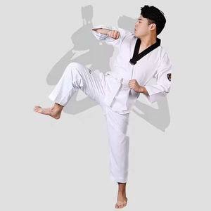 Uniforme de Taekwondo ligero y cómodo de nueva llegada con logotipo personalizado hecho en Pakistán Servicio OEM disponible - Product Image 3