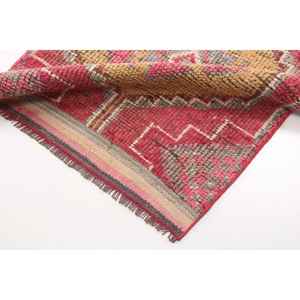 Alfombra Vintage de Lana Roja Turca de 2.8x9.8 pies con Patrón de Patchwork y Respaldo de Látex Ecológico - Product Image 5