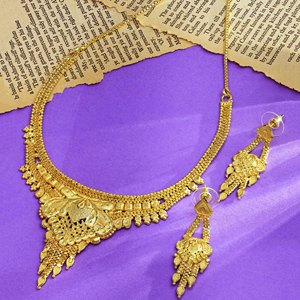 Venta al por mayor 14K 18K 24K Micro collares cortos de oro, conjunto de joyería de diseño floral tradicional, conjunto de joyería de moda llena de oro de latón. - Product Image 2