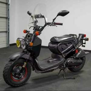 Scooters et motos Ruckuss 2025 propres et prêts à l'exportation, disponibles à la vente - Product Image 1