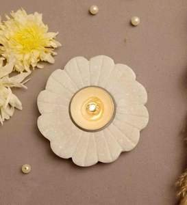 Creative Vintage Minimalist Luxury <b>Rose</b> <b>Gold</b> Metal Candle Holders Elegant Lantern Design Professional Home <b>Decoration</b> Wedding - Product Image 6