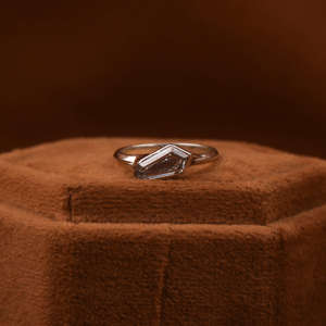 Lujo 1,50 quilates ataúd corte laboratorio cultivado diamante solitario bisel ajuste Anillo Compromiso clásico 18KT chapado en oro sólido IGI - Product Image 1