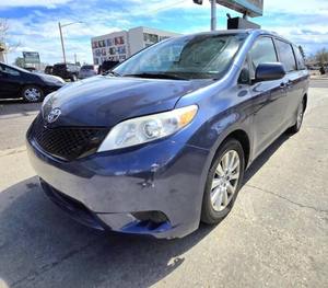 TOP NOTCH Usado 2015 T * oyota Sienna LE 7 pasajeros - Product Image 3