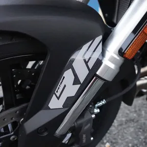 Adesivi in Gel 3D per Serbatoio Moto Suzuki V-Strom 800RE, Compatibili con Parafanghi e Protezioni - Product Image 1
