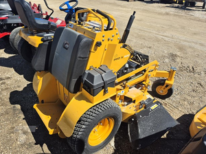 Best supplier used and new Cub Cadet PRO X 636 36 Inch 18.5HP <b>Stand</b>-On Zero Turn Mower Kawasaki <b>Engine</b> Commercial Lawn Mower - Product Image 4