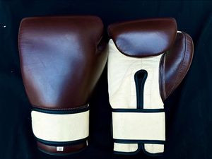 Nouvel arrivage de gants de boxe en cuir de vachette haut de gamme de haute qualité avec fermeture à lacets pour les arts martiaux - Product Image 3
