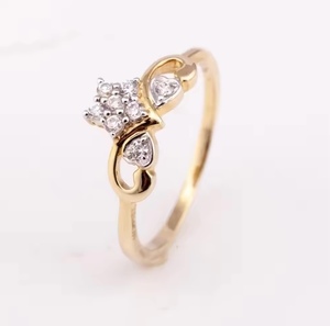 Anillo de compromiso de aniversario, oro amarillo de 18 quilates, estilo clásico, hecho a mano, Tailandia, con piedras principales de perlas de diamante - Product Image 1