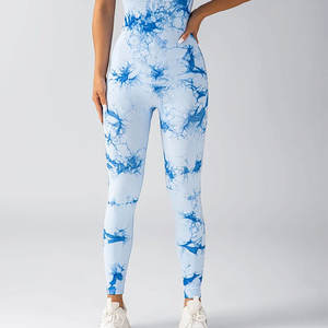 Leggings personnalisés très vendus pour femmes Leggings respirants pour femmes Leggings de yoga pour femmes imprimés de logo de sublimation personnalisé - Product Image 5