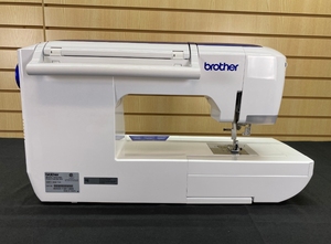 Machine à coudre et à broder TopSelling Brand New NV6700D Quattros 2 - Product Image 2