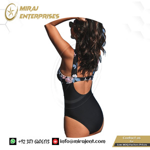 ตัดกลับชุดว่ายน้ํา Monokini ชุดว่ายน้ําใหม่ Beachwear วางคอชุดว่ายน้ําลายดอกไม้สีดําสําหรับผู้หญิงเซ็กซี่ - Product Image 5