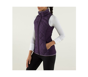 Gilet d'équitation équestre pour femmes personnalisé Gilet de matelassage d'extérieur avec fonction rembourrée Veste de spectacle/chemise imperméable - Product Image 3