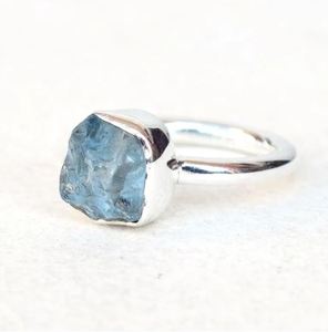 Ras Stone Aquamarine Bague en argent sterling 925 avec pierres précieuses Cadeau pour filles Bijoux sur mesure Bagues en argent fin en gros en vrac - Product Image 3