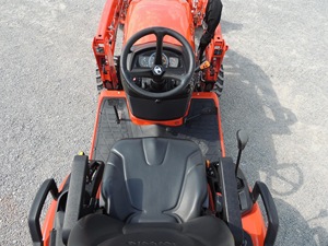 Para Tractor de Ruedas BX23S Mini 4x4 de 230HP Usado con Más de 50,000 Horas - Product Image 5