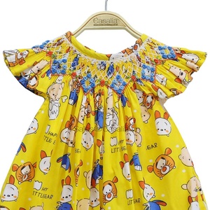 Cute Girls Bishop Smocked Dress-Robe de bébé fille brodée à la main personnalisée-OEM-ODM-SM230101-Impression d'ours - Product Image 2