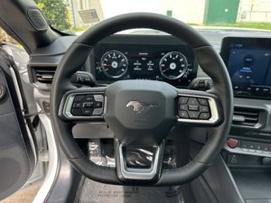 ฟอร์ด มัสแตง อีโคบูสท์ ขับเคลื่อนล้อหลัง ปี 2024 มือสอง สภาพดี - Product Image 6