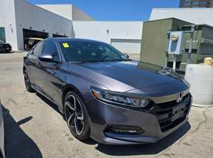 HON DA ACCO RD SPORT SV 2.0L 252HP berline 5 places 4 cylindres essence 10 vitesses transmission automatique AWD 2020 d'occasion - Product Image 4