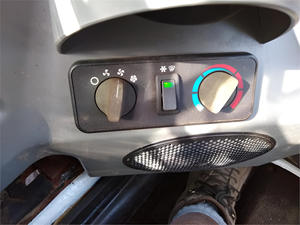 Bobcat S650 Multifuncional 2013, Limpio, Económico, Bien Inspeccionado y Bien Mantenido, en Venta con Envío a Todo el Mundo - Product Image 3