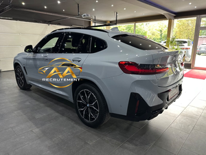 BMW X4 20d M Sport SUV 2025 Noir M Sport Automatique Essence Turbo Phares LED Toit ouvrant panoramique Sièges en cuir Pneus R18 - Product Image 2