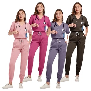 Conjunto de Uniforme Médico Personalizado Unisex de Poliéster/Rayón, Estilo Jogger, con Blusa de Manga Corta y Cuello en V con Bolsillo - Product Image 1