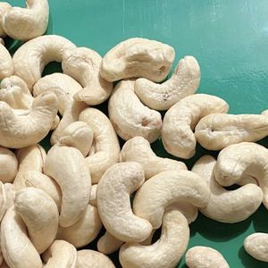 เม็ดมะม่วงหิมพานต์เม็ดมะม่วงหิมพานต์จากโรงงานในเวียดนามเมล็ดมะม่วงหิมพานต์ Ww320ใช้ในเชิงพาณิชย์ Ww240ลูกค้า - Product Image 1