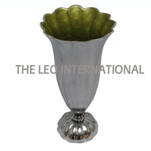 Florero de hierro costero Chapado en plata con forma única de Metal de aluminio, estilo elegante, hecho a mano de lujo, excelente calidad - Product Image 6