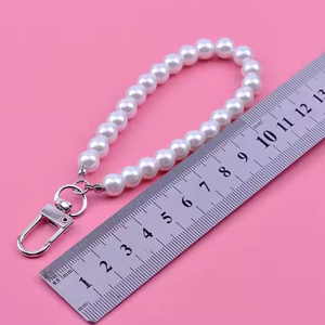 CALIENTE Perla Muñequera Llavero Correas de muñeca con oso Blanco Perla transparente Cuentas Llaveros Teléfono Bolsa Encanto Colgante Llavero Regalo - Product Image 5