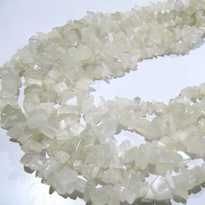 Perles de pierre de lune blanche naturelle facettées non taillées de forme libre, 6-10 mm, de qualité supérieure, en fil gradué de 34 pouces de long - Product Image 1