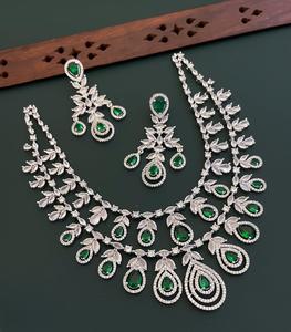 Luxe américain diamant Look ensemble Double couche collier boucles d'oreilles élégant en laiton pour la fête de mariage CZ Zircon diamant cadeau de mariage - Product Image 3