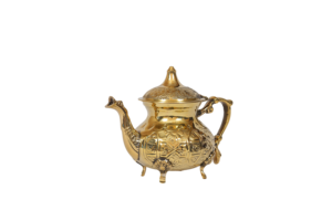 Tetera de latón Mughlai de diseñador de Villa de arte indio, tetera de Metal en relieve con acabado dorado para servir té y café en la Mesa - Product Image 4