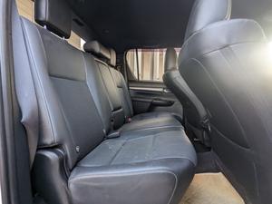 2023 a YOTA HI LUX V6 avventura TRD 2.4L doppia cabina DIESEL MANUEL trasmissione 150HP 5 posti 4 cilindri - Product Image 3