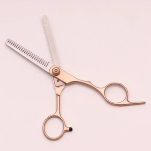 Tijeras de Aseo para Mascotas SCORPION BLADE de Acero Inoxidable de Alta Calidad para el Cuidado y Recorte de Mascotas en el Hogar, Certificadas por la CE - Product Image 2