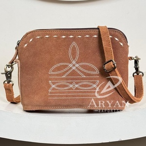 ขายดีแบรนด์ดังบูตหนังนิ่มแท้สำหรับผู้หญิงกระเป๋าสะพายข้างกระเป๋าถือหรูสไตล์ตะวันตกแบบใหม่ - Product Image 1