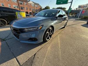 Peu utilisé 2022 HONNDA ACCORD SPORT - Product Image 3