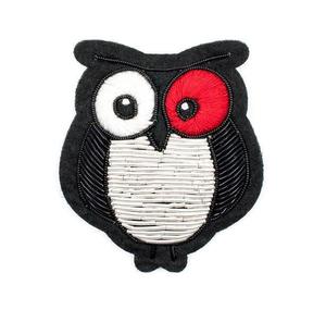 Vente en gros de broches en fil métallique de lingot de nouvelle conception de la meilleure qualité Belle broche brodée à la mode #0044559 Taille personnalisée Prix bas - Product Image 1
