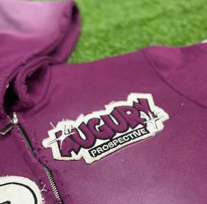 Sweat à capuche personnalisé OEM en coton épais imperméable avec broderie vieillie, poche, pour homme, hiver, vintage, motif délavé à l'acide - Product Image 5