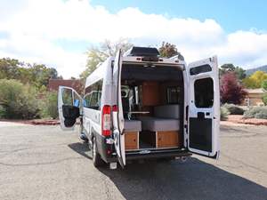 RAM 3500 ProMaster Cargo 2021, Techo Alto Extendido, ~21,300 Millas, Conversión a Camper - Product Image 4