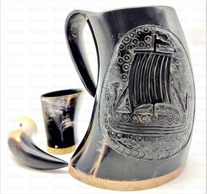 Haute qualité personnalisé naturel corne de boeuf Viking tasse à boire vraie corne de buffle sculpté décoration religieuse Technique polie - Product Image 1