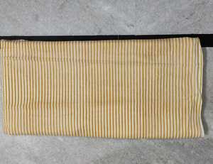 Tissu 100% coton au mètre Design floral imprimé de blocs à la main pour la fabrication de couettes et de masques - Product Image 6