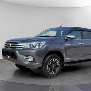 Pick-up 4x4 Diesel Turbo d'occasion 2024 pour Hilux Revo, conduite à gauche, sièges foncés - Product Image 3