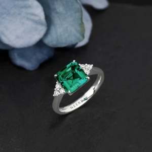 8*8mm Carré Emeraude Cut Lab Grown Emerald Bague en argent sterling 925 Emerald Bague en argent faite à la main Bague en pierre précieuse verte pour elle - Product Image 2