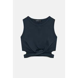 เสื้อครอปสั้นลำลองพร้อมดีเทลจับจีบและโลโก้ด้านหน้า - Product Image 6