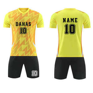 Uniformes de fútbol de nuevo diseño unisex conjuntos de camisetas de fútbol de poliéster cómodos de alta calidad logotipo personalizado para equipo de fútbol - Product Image 1