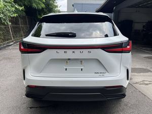 Lexus NX 350 Premium AWD Turbo 2022, cuir, intérieur clair, faible kilométrage, prix abordable, en stock, prêt à être expédié - Product Image 3